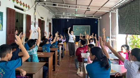 Caritas Hưng Hóa – Truyền thông về bảo vệ môi trường sống và phòng chống nạn buôn người cho các em lưu xá tại Nhà thờ Co Hay, tỉnh Sơn La