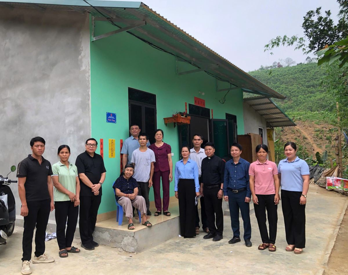 Gia đình anh Hoàng Đình Vệ, ngụ tại thôn Pác Cháng, xã Linh Phú, huyện Chiêm Hóa, tỉnh Tuyên Quang