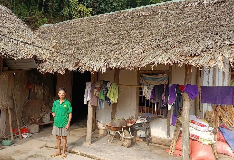 CHH hỗ trợ chi phí xây nhà cho gia đình anh Ma Văn Dự, ngụ tại huyện Yên Sơn, tỉnh Tuyên Quang