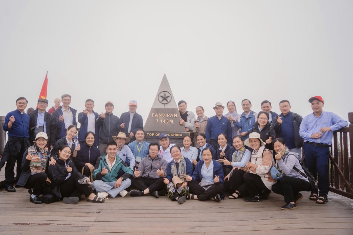 Các TDV cùng nhau đi dã ngoại