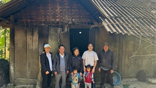 Lan tỏa hơi ấm đến những mái nhà vùng cao