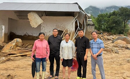 Caritas Hưng Hóa thăm hỏi và hỗ trợ các gia đình bị thiệt hại do lũ quét tại các tỉnh Tây Bắc