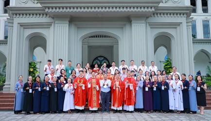 Caritas Hưng Hóa tham dự Tập huấn “Bảo vệ người trẻ trước làn sóng công nghệ”